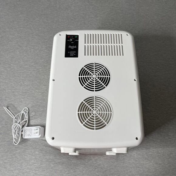 Cooluli White & Pink 12 Can / 10 Liter Vanity Mini Beauty Fridge for Decor - Picture 9 of 12